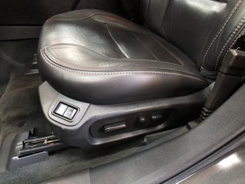 Certified 2017 Ford Taurus Limited image 11