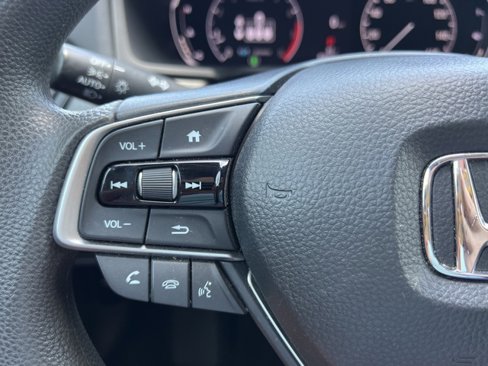 Used 2022 Honda Accord LX image 24