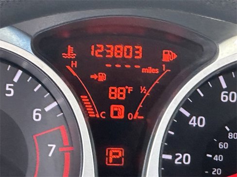 Used 2015 Nissan Juke S image 14