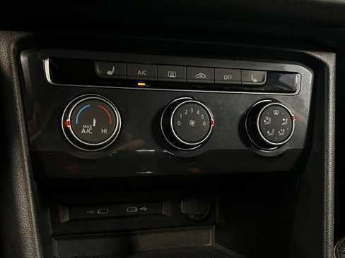 Used 2022 Volkswagen Tiguan S image 19