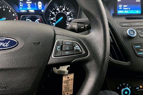 Used 2016 Ford Focus SE w/ Exterior Protection Package image 19