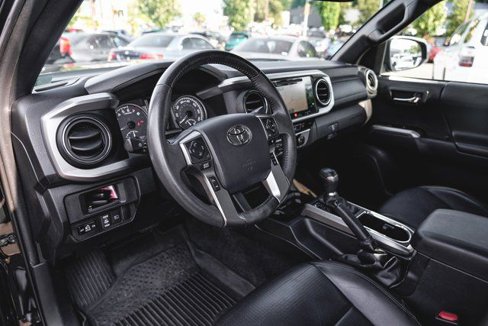Used 2019 Toyota Tacoma Limited image 14