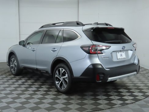 Used 2021 Subaru Outback Limited XT image 7