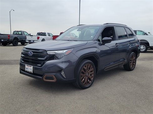 Used 2025 Subaru Forester Sport image 3