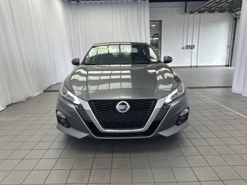 Used 2022 Nissan Altima 2.5 SL image 2
