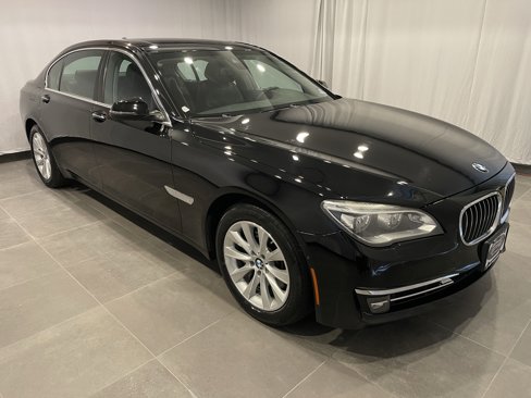 Used 2015 BMW 740Ld xDrive image 3