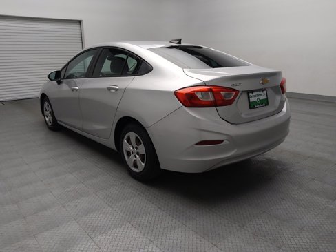 Used 2017 Chevrolet Cruze LS image 5