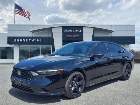 Used 2023 Honda Accord Sport image 1