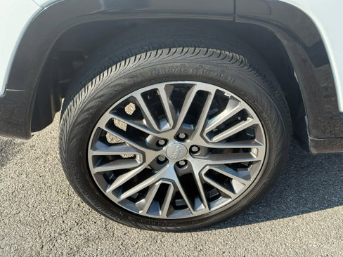 Used 2022 Jeep Compass Limited w/ Elite Group image 35