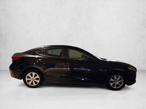 Used 2018 MAZDA MAZDA3 Sport image 2