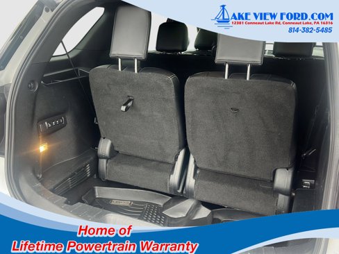 Used 2017 Ford Explorer Limited image 12