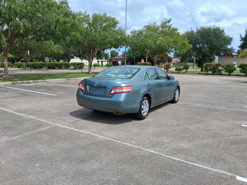 Used 2011 Toyota Camry LE image 6