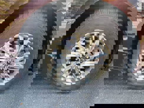 Used 2019 Kia Optima LX image 4
