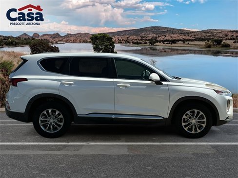Used 2019 Hyundai Santa Fe SE image 5