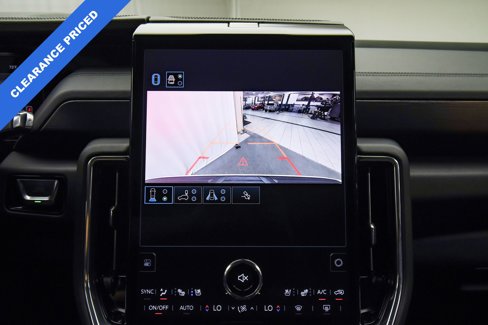 Used 2025 GMC Yukon Denali image 46