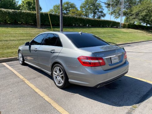 Used 2011 Mercedes-Benz E 350 4MATIC Sedan image 4
