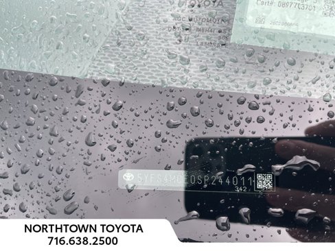New 2025 Toyota Corolla SE image 22