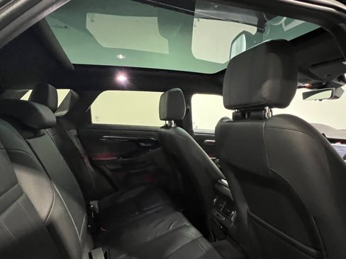 Used 2020 Land Rover Range Rover Evoque SE image 13