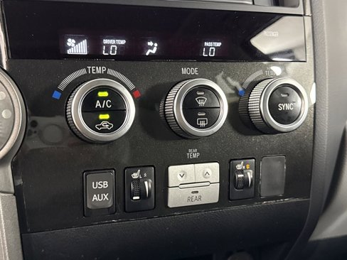 Used 2016 Toyota Sequoia Limited image 32