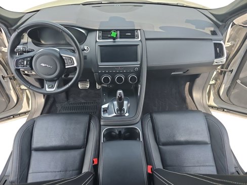 Used 2020 Jaguar E-PACE R-Dynamic S image 10