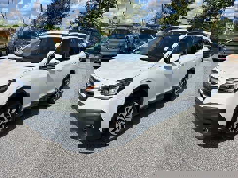 Certified 2022 Subaru Outback Premium image 3