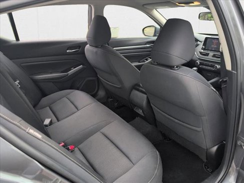 Used 2021 Nissan Altima 2.5 SV image 16