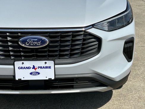 New 2025 Ford Escape Active image 36