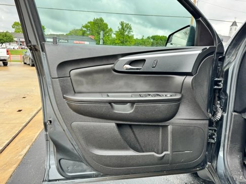 Used 2010 Chevrolet Traverse LT w/ Personal Connectivity Package image 12