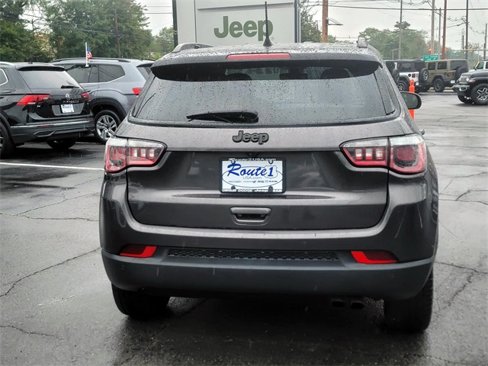 Used 2020 Jeep Compass Latitude image 8