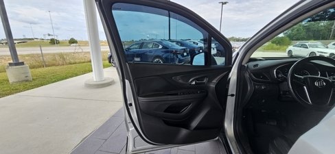 Used 2019 Buick Encore Preferred image 11
