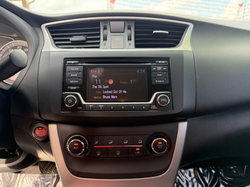 Used 2015 Nissan Sentra SV image 26