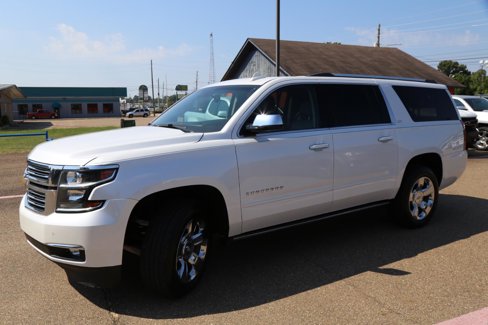 Used 2016 Chevrolet Suburban LTZ image 6