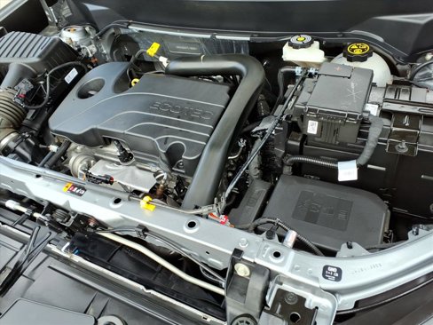 Used 2023 Chevrolet Equinox LS w/ Driver Confidence II Package image 18