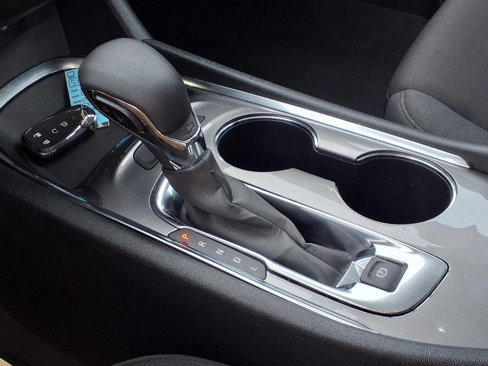 Used 2024 Chevrolet Malibu LT image 16