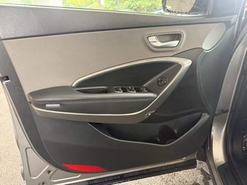 Used 2018 Hyundai Santa Fe Sport image 12