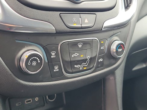 Used 2023 Chevrolet Equinox LT image 31