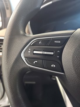 Used 2020 Hyundai Santa Fe SEL image 15