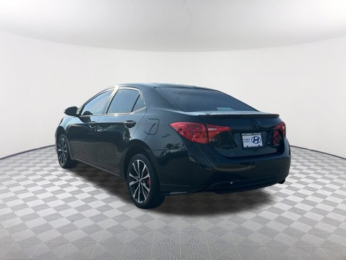 Used 2018 Toyota Corolla L image 9