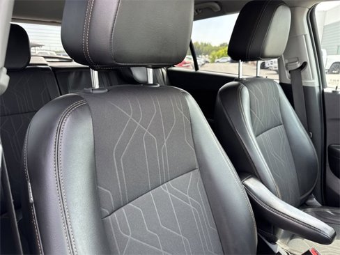 Used 2019 Chevrolet Trax LT w/ LT Convenience Package image 22