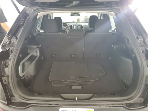 Used 2017 Jeep Cherokee Latitude image 30