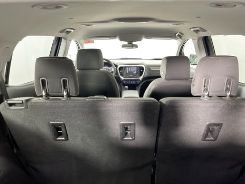 Used 2019 GMC Acadia SLE image 15