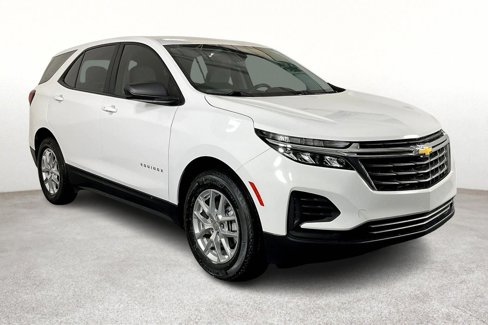 Used 2024 Chevrolet Equinox LS w/ Driver Confidence II Package image 15