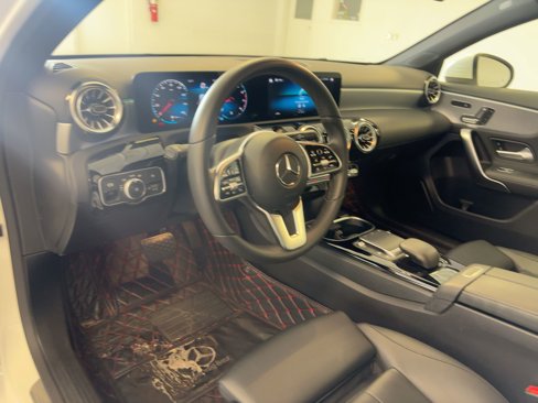 Used 2022 Mercedes-Benz A 220 image 4