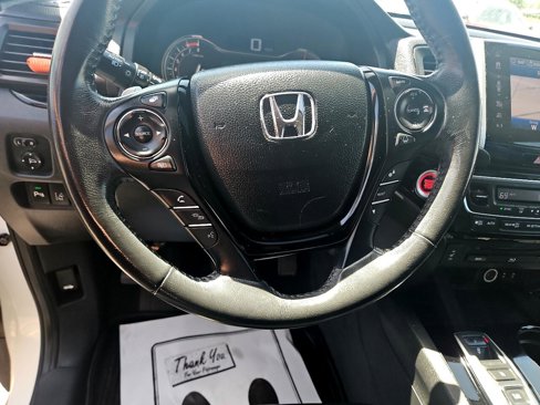 Used 2017 Honda Pilot Touring image 27