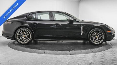 Used 2022 Porsche Panamera 4 Platinum Edition image 10