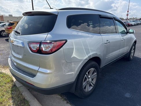 Used 2015 Chevrolet Traverse LT image 4