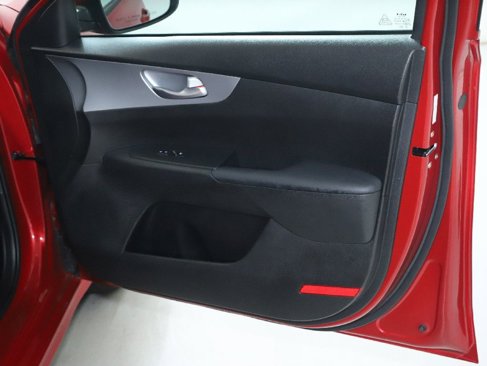 Used 2023 Kia Forte LXS w/ LXS Technology Package image 33