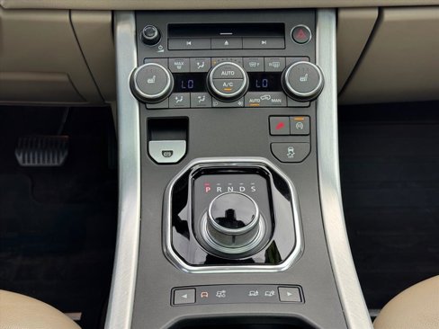 Used 2015 Land Rover Range Rover Evoque Pure Plus image 14