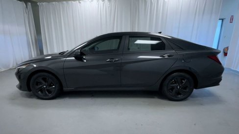 Used 2022 Hyundai Elantra SEL image 5