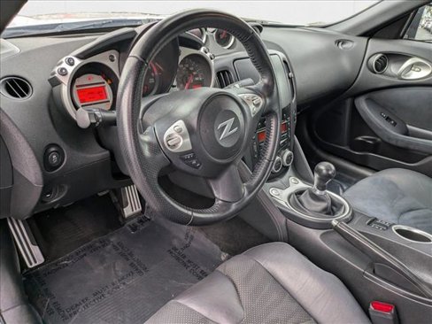 Used 2012 Nissan 370Z Touring image 14